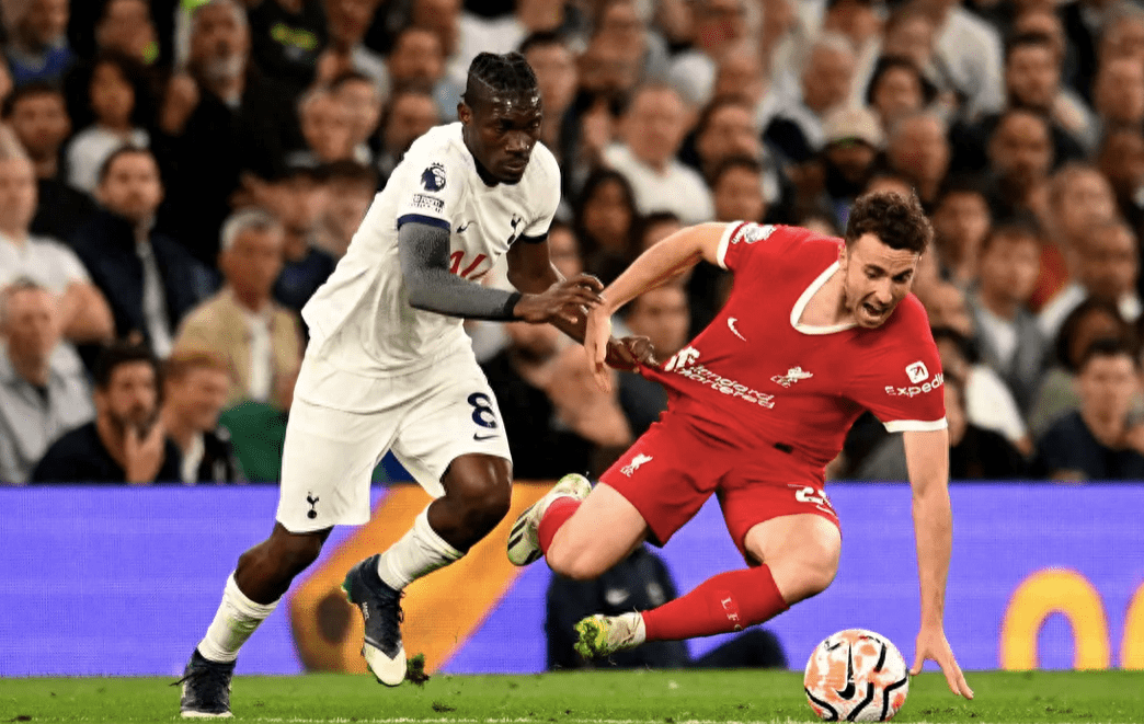 九游体育- 安菲尔德奇迹全场回放詹俊解说 